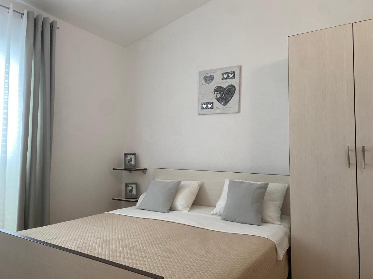 Apartments Lolo بريفلاكا المظهر الخارجي الصورة
