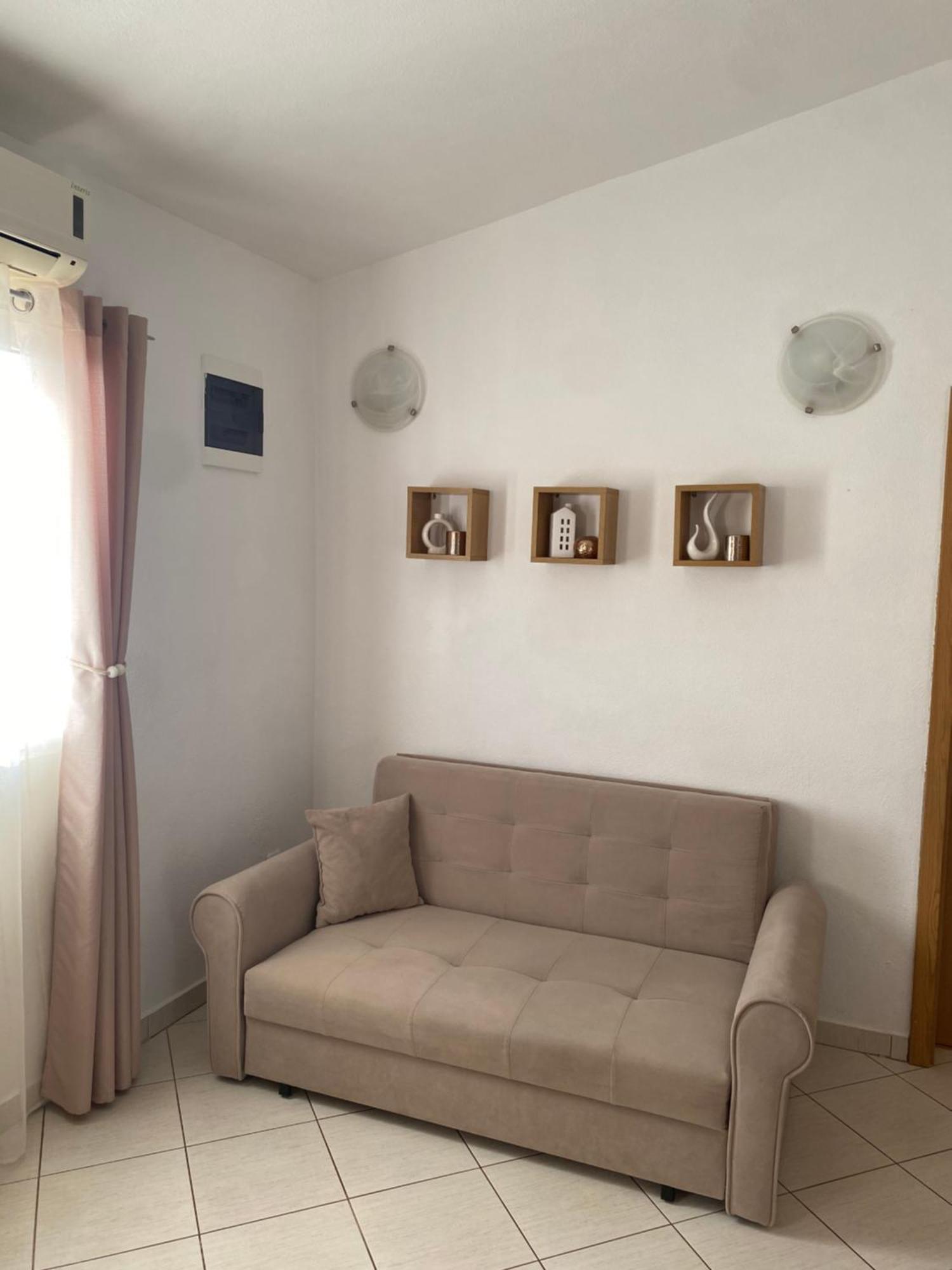 Apartments Lolo بريفلاكا المظهر الخارجي الصورة