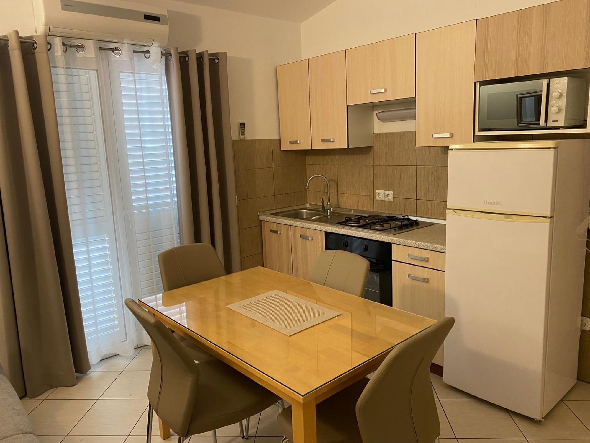 Apartments Lolo بريفلاكا المظهر الخارجي الصورة