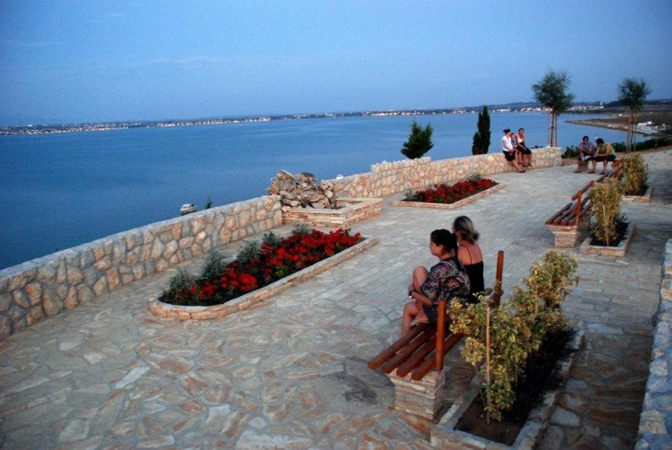 Apartments Lolo بريفلاكا المظهر الخارجي الصورة